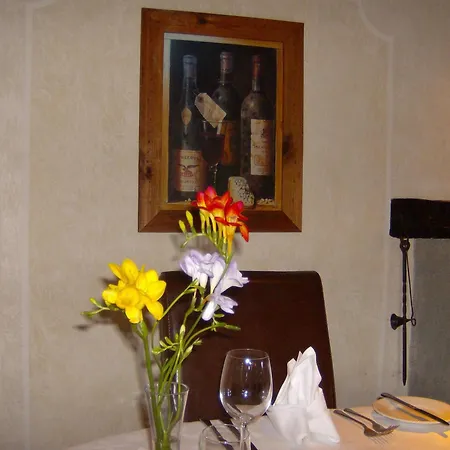 Trehellas House & Courthouse Restaurant